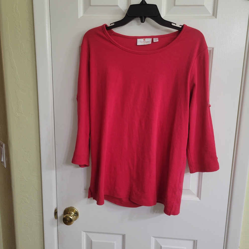 Elegant Red Women's Top with Sleeve Detail - Picture 2 of 9